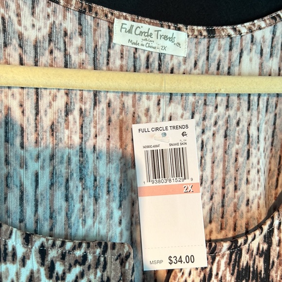 Snake print lightweight Scoop Neck blouse long sleeve size 2x - Picture 3 of 5